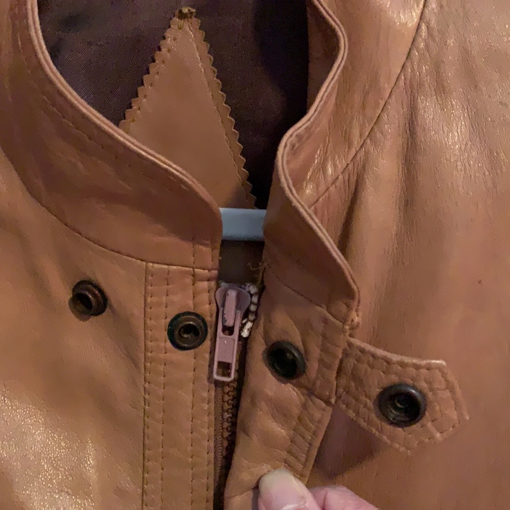 Men’s Leather Bomber Jacket w/ Insulated Lining - Picture 3 of 11